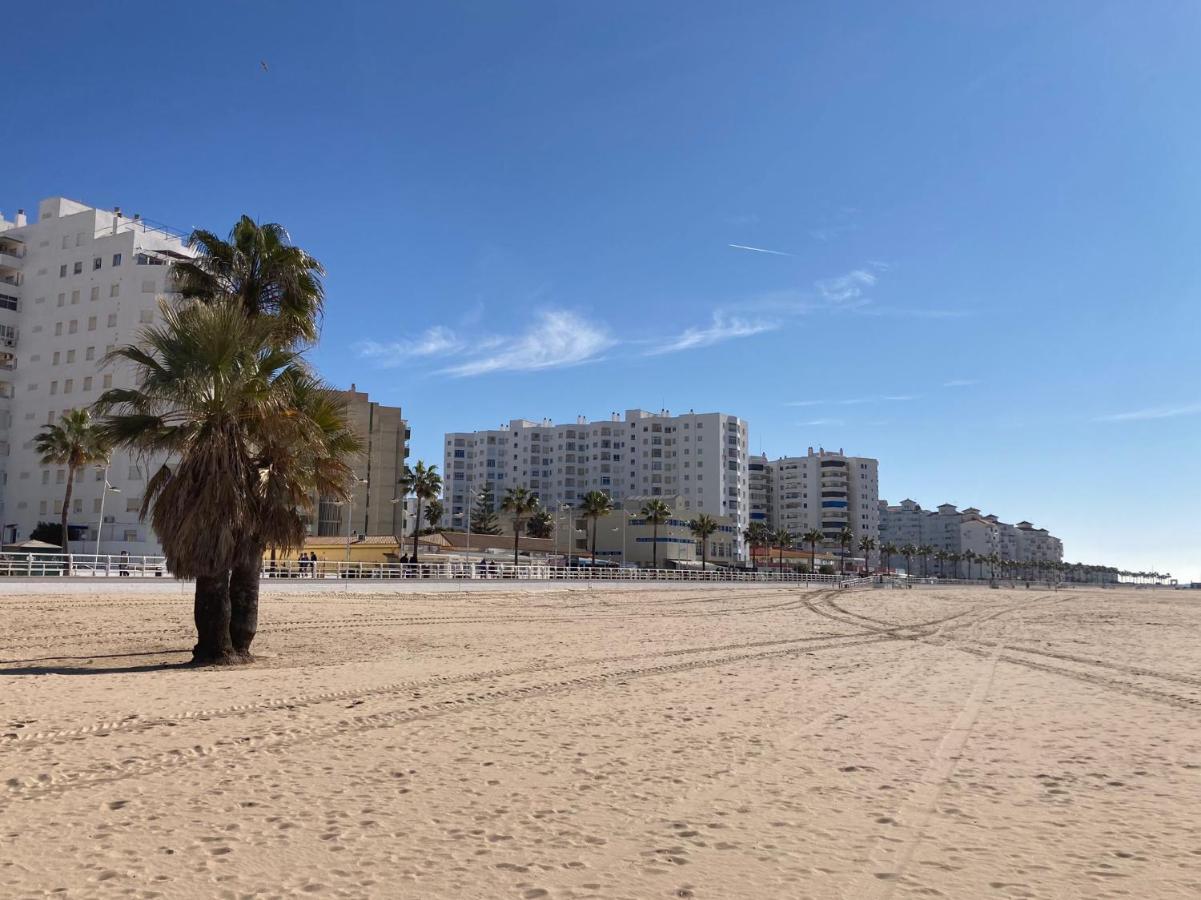 Atico Valdelagrana Playa - Aire Acondicionado Y Piscina Apartment El Puerto de Santa Maria Exterior photo