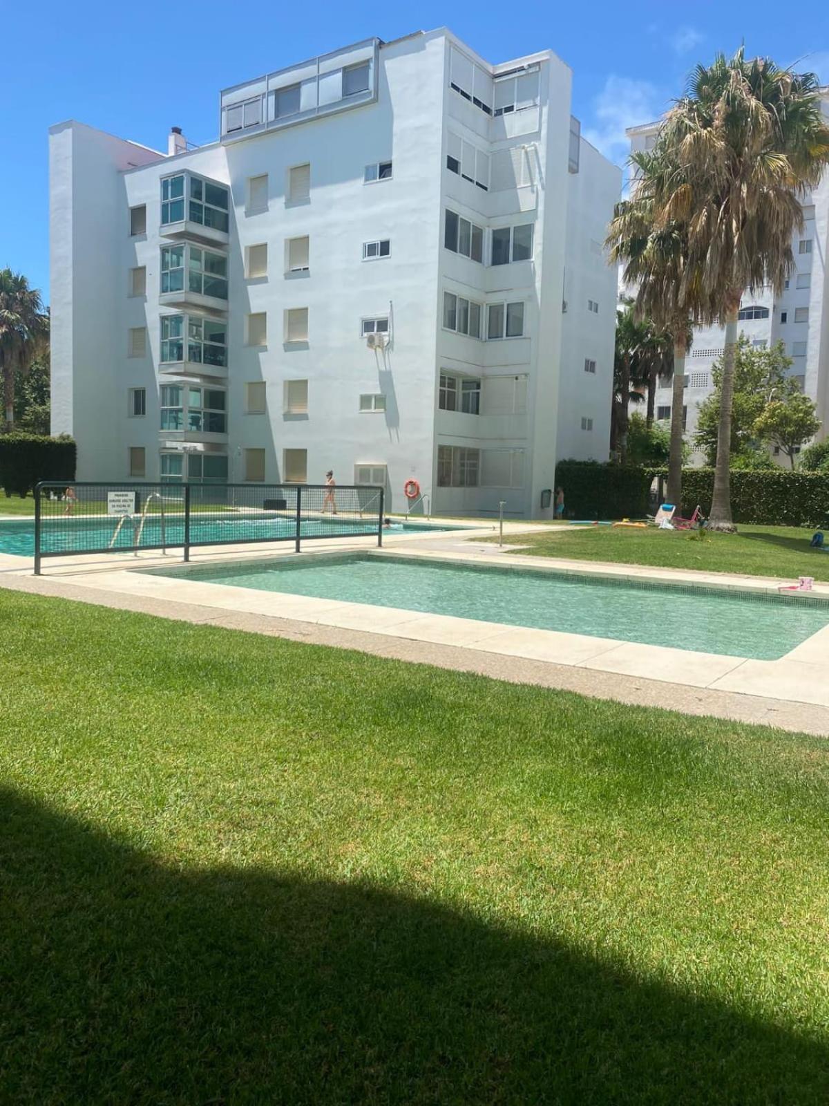 Atico Valdelagrana Playa - Aire Acondicionado Y Piscina Apartment El Puerto de Santa Maria Exterior photo